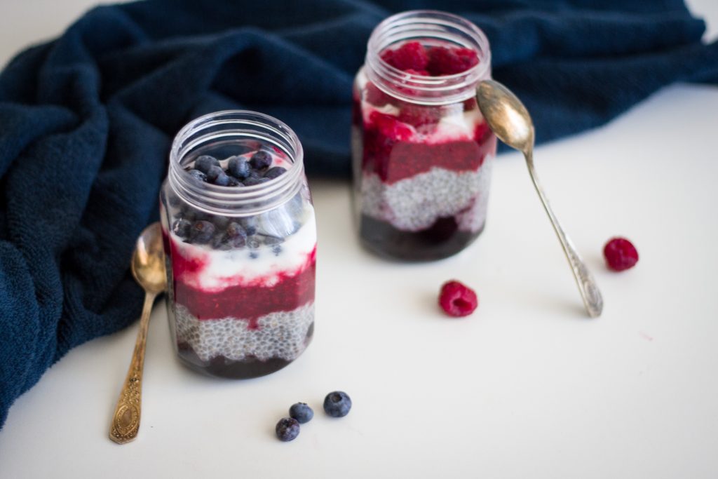4-ingredient berry compote chia pudding